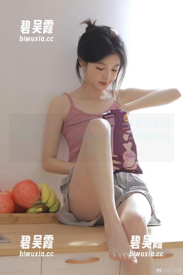 网页上1970s蜜桃色的黑料让我无奈，难道就不能让人安静吃瓜吗？