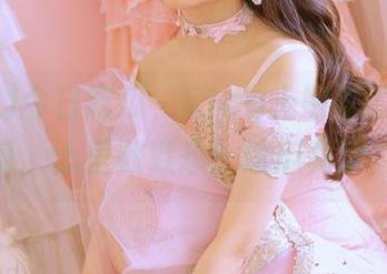 今日吃瓜，51cg上娜娜的永久大瓜，心里默默想：这瓜真甜！