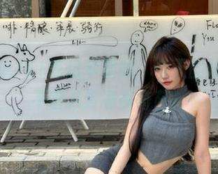 51吃瓜苹果版，今天的爱不完，不管八卦有多奇葩！