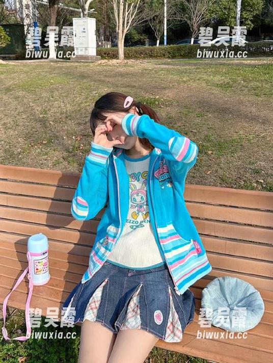 51吃瓜网 跟随51吃瓜网的网址,探险爆黑料网的阴暗角落!