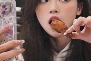 不想陷入绯闻漩涡？“91黑料网”永不迷路，带你远离八卦泥潭！