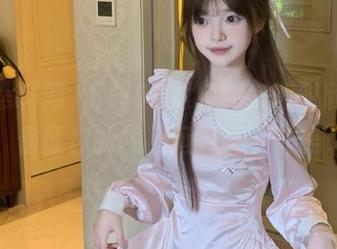 下载91黑料网，随时随地吃瓜，保证你的桃花运只剩下“黑”！