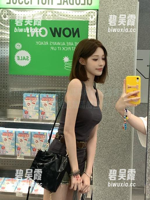 hlw：这个瓜真好，我发誓永不迷路，直接进戏精的世界！