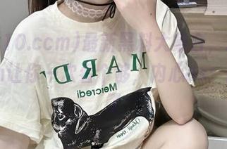 最新黑料大集合，zztt10.ccm让你一次看个够，内心os：我不行了