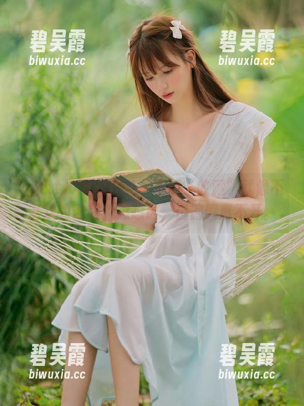 “zztt11”里的“收藏”就像不喜欢的课程，总想逃，但偏偏离不开。