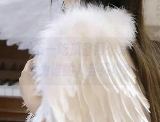 五一吃瓜官网：点开传送门，谁为谁的八卦买单？
