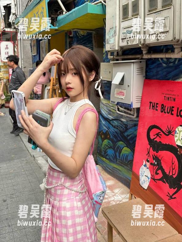 五一吃瓜 五一吃瓜,今日大瓜能嗑到多少?收藏一下,边聊边吃更香!