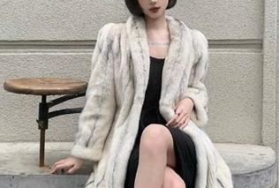 吃瓜51苹果版满满彩蛋，黑料明星头像都换成黑色的了