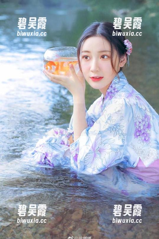 “吃瓜天堂”在线排队，等着接收新鲜事，心痒痒的