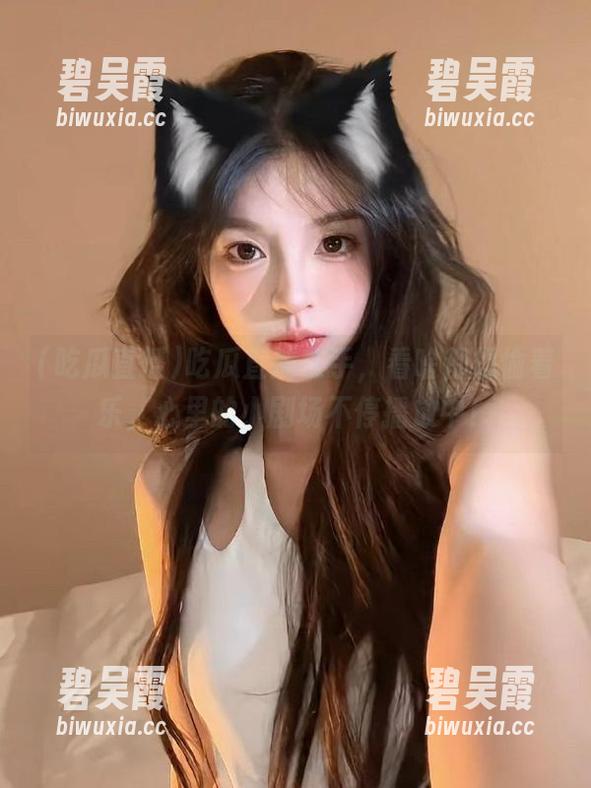 吃瓜直播在手，看啥都想偷着乐，心里的小剧场不停播放中！