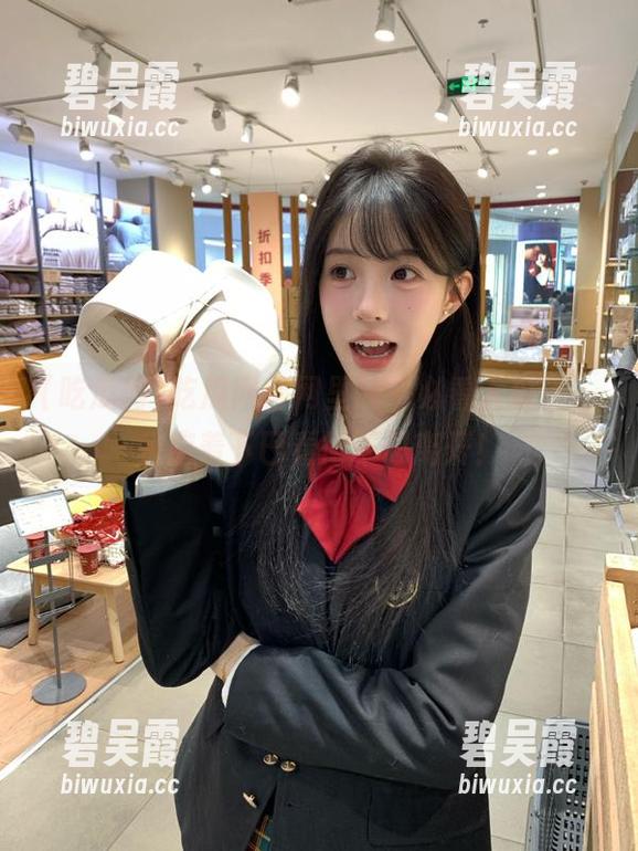 吃瓜网 吃瓜网官网里的“必看大瓜”,我磨着下巴看得不忍离开!