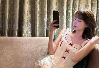 吃瓜网，独家分享热门瓜地址，哪里那么容易？跟上我的步伐！