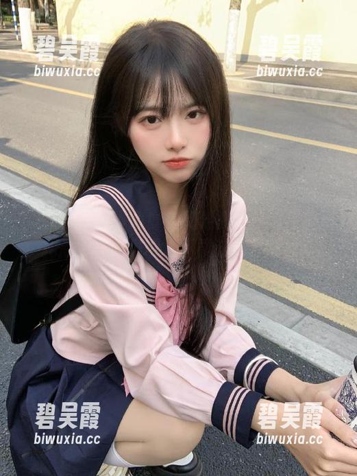 小心！你又要被快手网红视频扎心了，吃瓜网址下载让你自虐成瘾