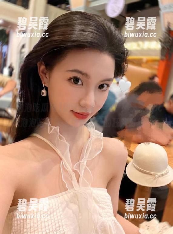 别让瓜太‘贵’！快来ppc泡泡吃瓜网，体验免费的狂欢时刻！