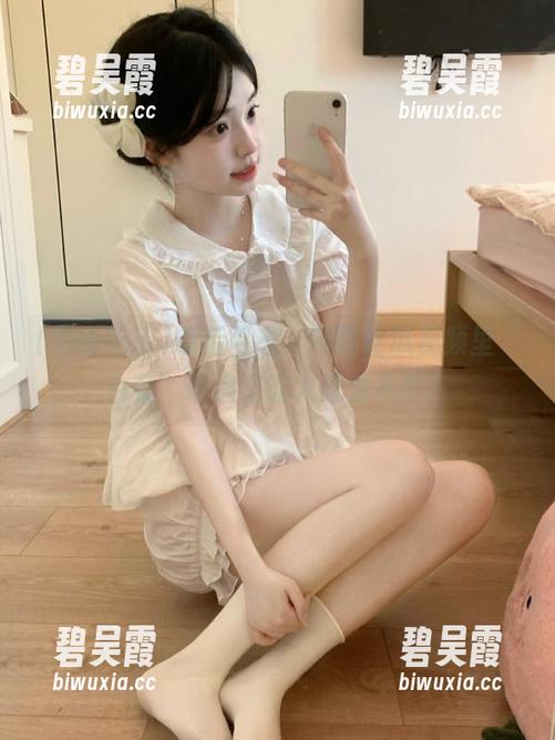 网曝吃瓜 饭后百态,网曝吃瓜视频里“白菜”奇遇记让人忍俊不禁!