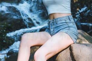 “网曝黑料”入口，闲逛之旅，攒了一肚子的八卦，不说都憋坏了。