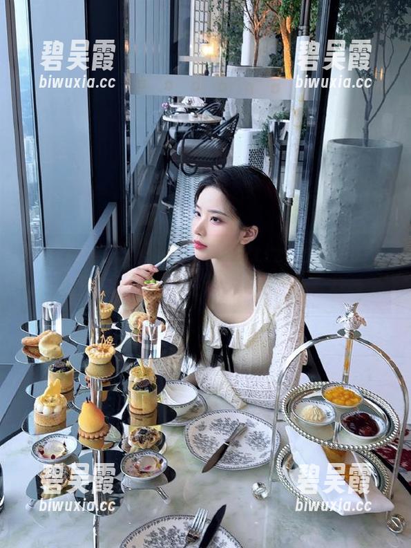 黑料不打烊tttzzz网站的入口就像贪吃蛇，吞噬你的注意力