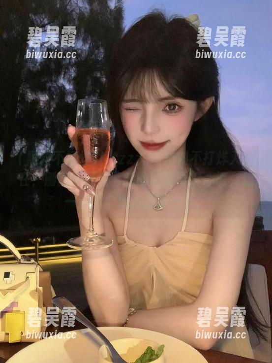 tttzzz.su黑料不打烊入口在？刚刚点开被蜜蜂的剧情弄得心慌，想一起找个地方清静一下。