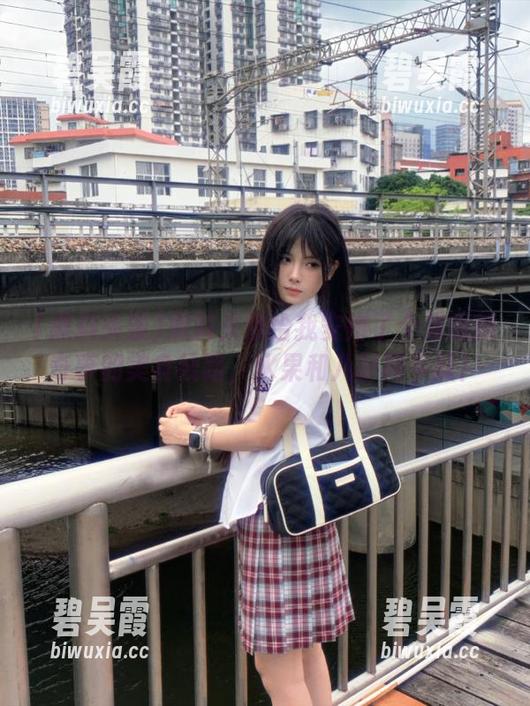 黑料头条给我安排了个发现新奇事的美食线路，水果和八卦两手抓！