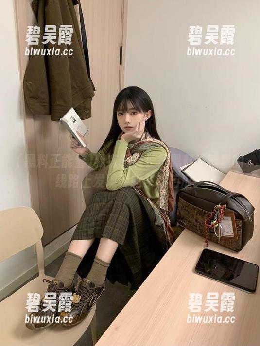 我在万篇长征黑料正能量的线路上发现了超多奇葩瓜！