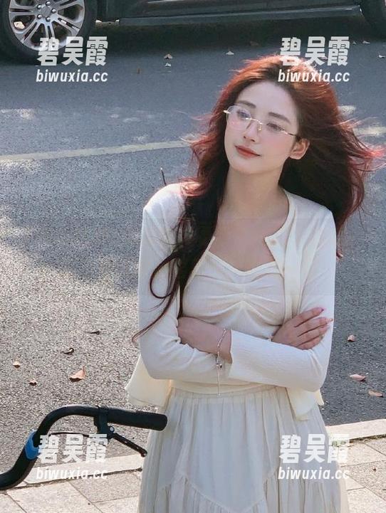 黑瓜吃料更新：今儿个的瓜，真是快让我欲罢不能，再吃一口!