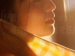好吧，“黑网料”app，用料是真“黑”，坦白说，这种感觉还挺新鲜的。